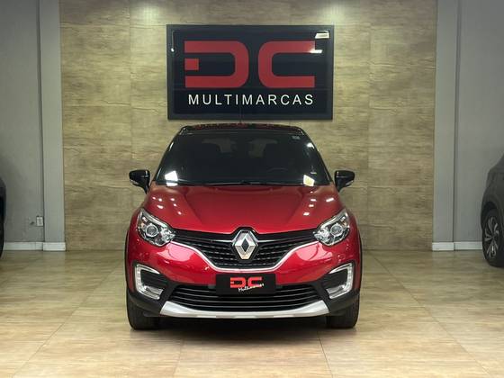 RENAULT CAPTUR 1.6 16V SCE FLEX BOSE X-TRONIC RENAULT CAPTUR 1.6 16V SCE FLEX BOSE X-TRONIC